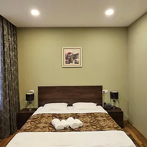 Iveria 3*, Tbilisi Georgië